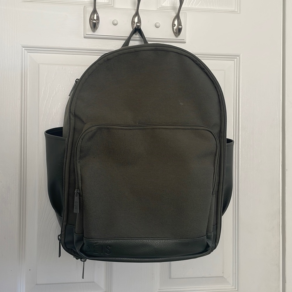 Limited Edition Green Beis The Backpack
